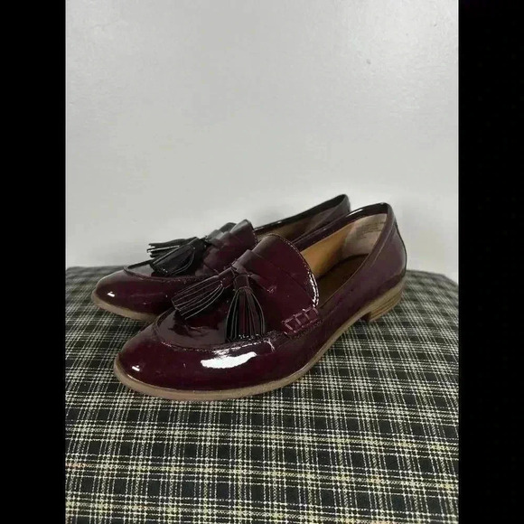 NWOT Burgundy Patent Leather Loafer - Picture 1 of 3